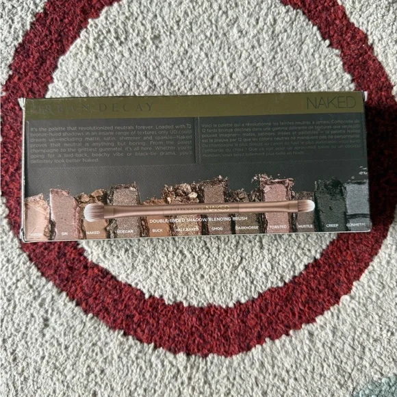 Urban Decay Naked Eyeshadow Palette - Brand New - Discontinued - Picture 4 of 4